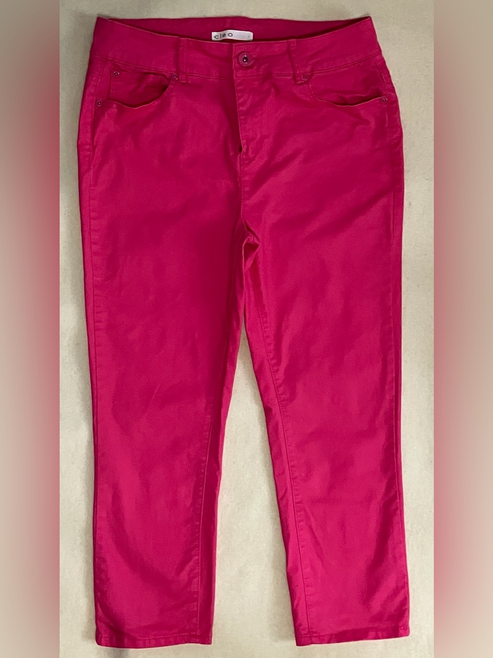Cleo Fuchsia Crop Capri Jeans | Size 10 | 97% Cotton 3% Spandex - GUC